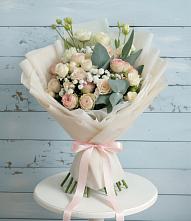 Букет цветов из:  Розы и Лизиантусы #REPLACE_PRED# Радовицкий