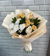 Букет цветов из:  Розы и Хризантемы в Радовицкий