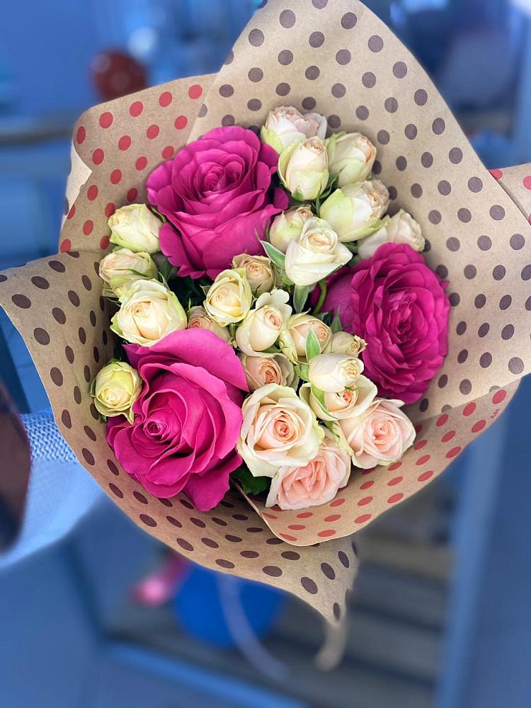 Букет цветов из: Розы в Радовицкий