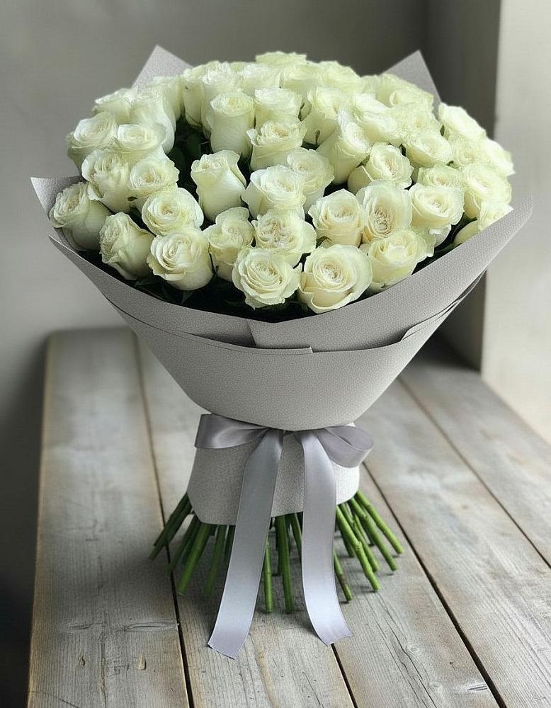 Букет 35 Белых роз в Радовицкий