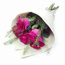 Букет цветов из:  Розы в Радовицкий