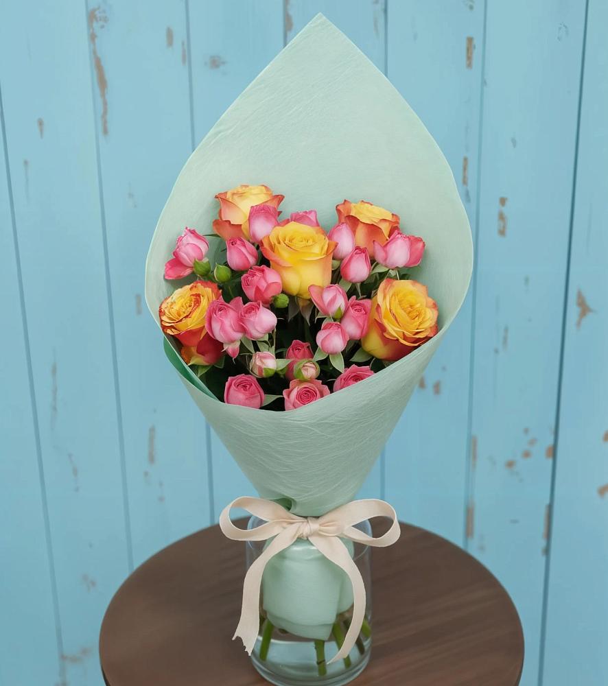 Букет цветов из: Розы в Радовицкий