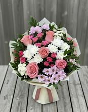 Букет цветов из:  Альстромерии, Гвоздики, Розы и Хризантемы в Радовицкий