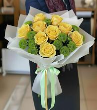 Букет цветов из:  Хризантемы и Розы в Радовицкий