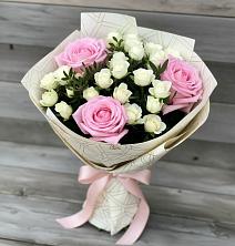 Букет цветов из:  Розы в Радовицкий