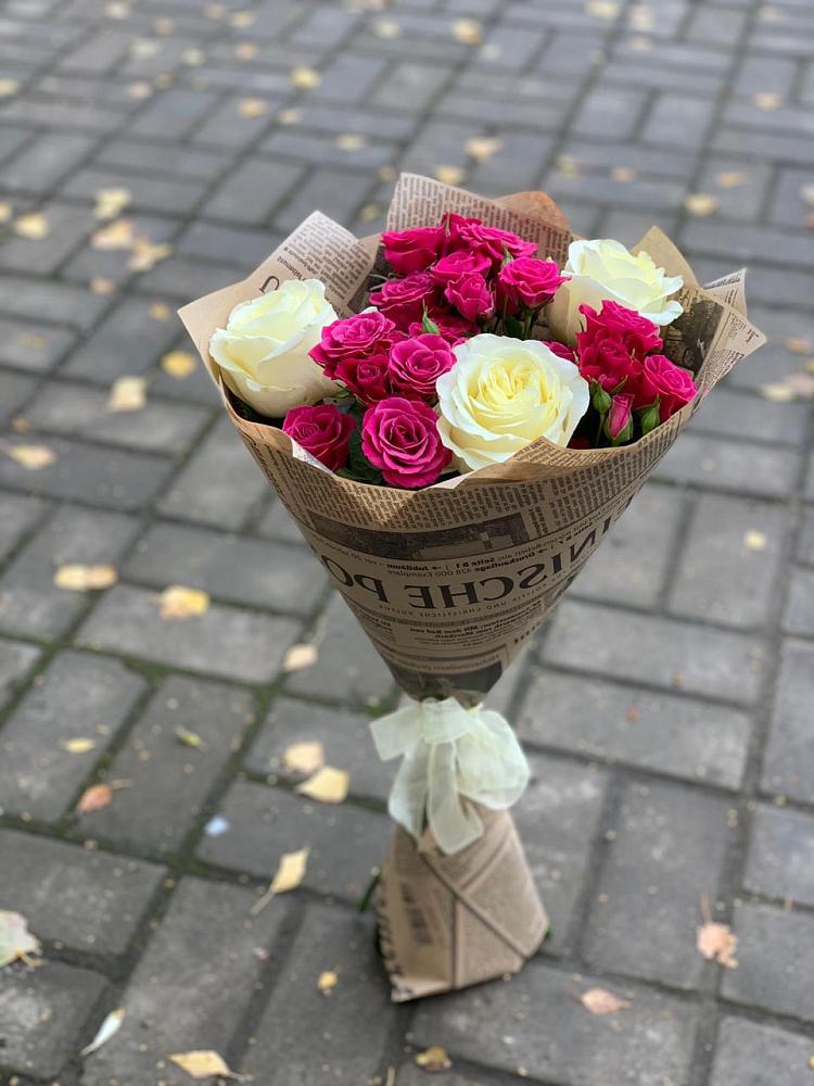 Букет цветов из: Розы в Радовицкий