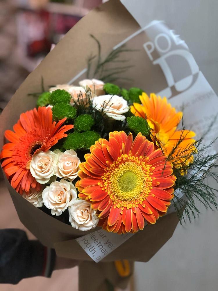 Букет цветов из: Герберы, Хризантемы и Розы в Радовицкий