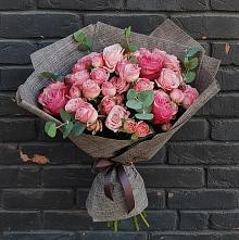 Букет цветов из:  Розы в Радовицкий